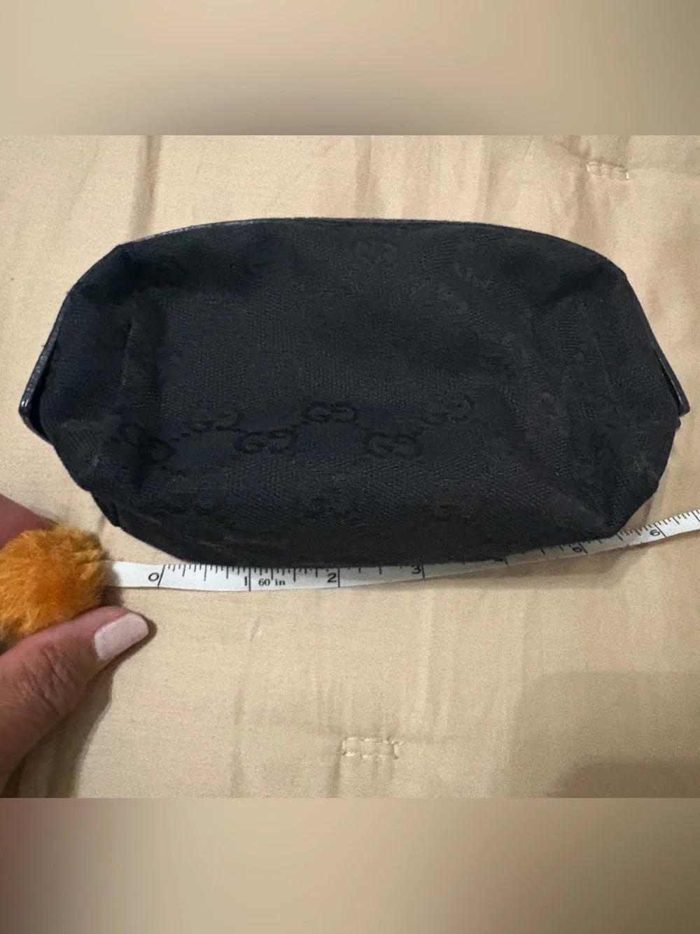 Gucci GG logo small cosmetic-makeup bag EUC